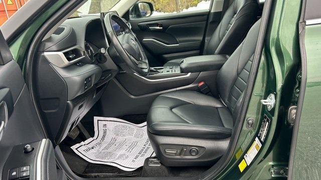 used 2023 Toyota Highlander car, priced at $37,000