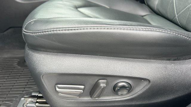 used 2021 Toyota Highlander Hybrid car, priced at $39,800