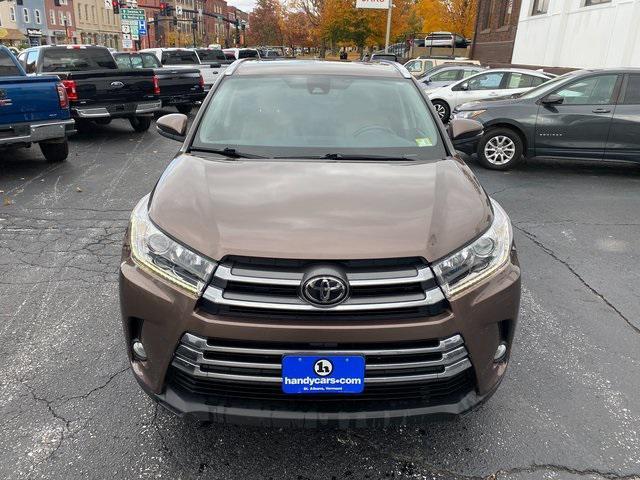 used 2017 Toyota Highlander car, priced at $17,502