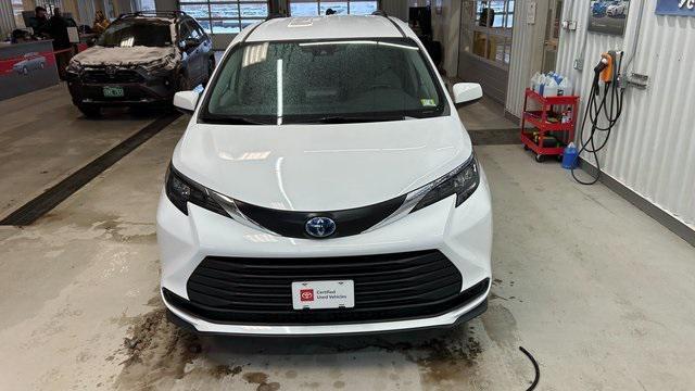 used 2024 Toyota Sienna car, priced at $44,079