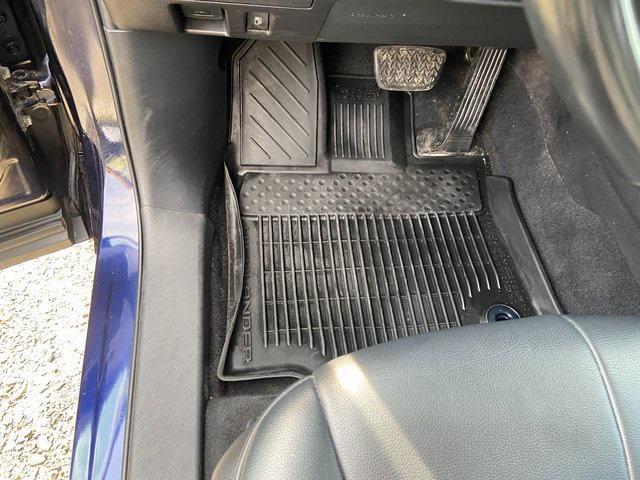 used 2022 Toyota Highlander Hybrid car, priced at $31,900