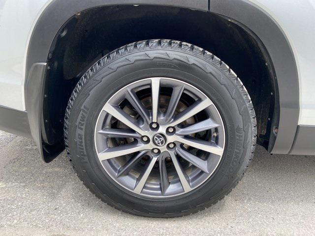 used 2019 Toyota Highlander car, priced at $26,131