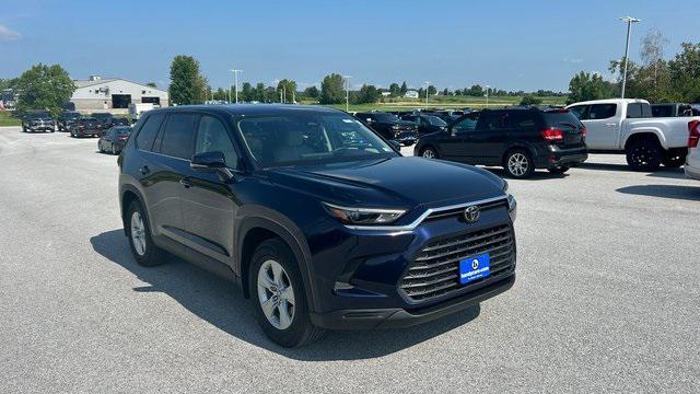new 2025 Toyota Highlander car, priced at $44,747