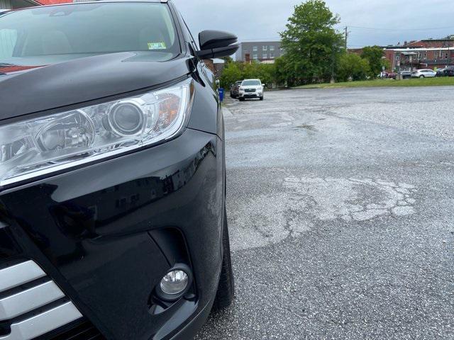 used 2018 Toyota Highlander car, priced at $25,400