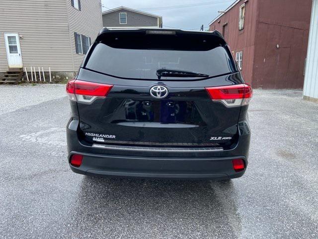 used 2018 Toyota Highlander car, priced at $25,400