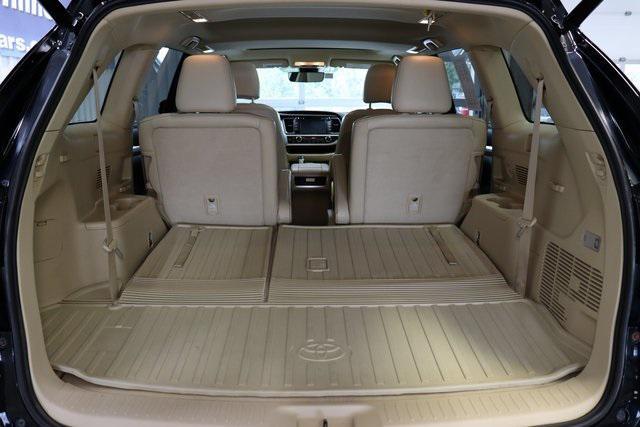 used 2018 Toyota Highlander car, priced at $25,400