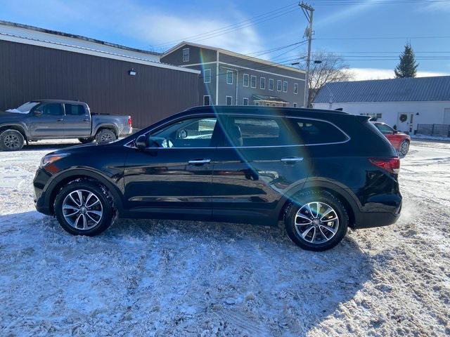 used 2018 Hyundai Santa Fe car, priced at $16,000