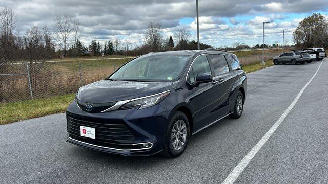 used 2023 Toyota Sienna car, priced at $44,000