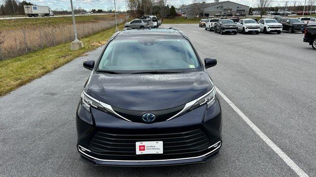 used 2023 Toyota Sienna car, priced at $44,000