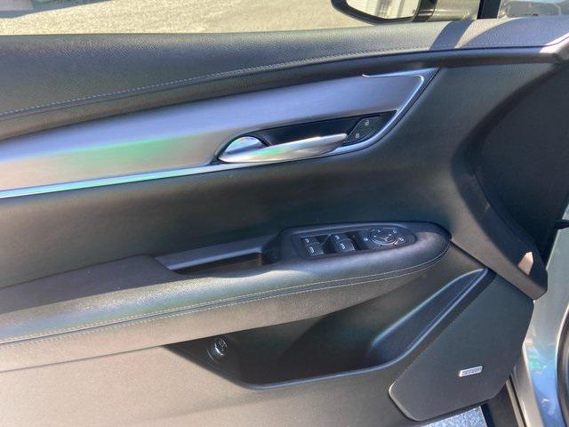 used 2021 Cadillac XT5 car, priced at $23,400