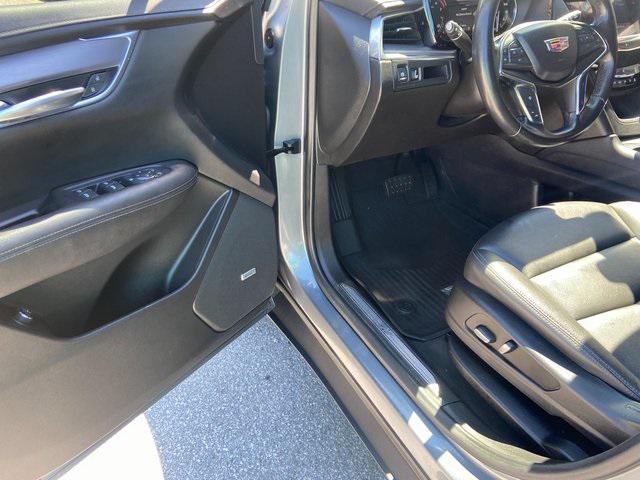 used 2021 Cadillac XT5 car, priced at $23,400