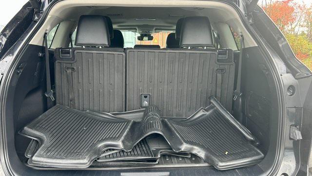 used 2024 Toyota Highlander car, priced at $43,200