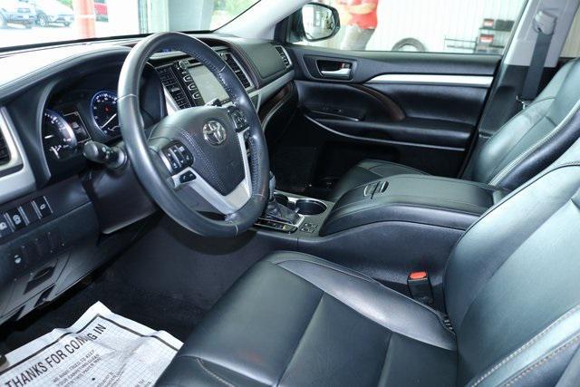 used 2017 Toyota Highlander car, priced at $17,404