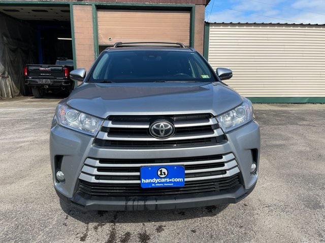 used 2017 Toyota Highlander car, priced at $17,404