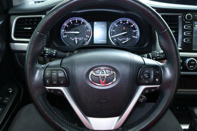 used 2017 Toyota Highlander car, priced at $17,404
