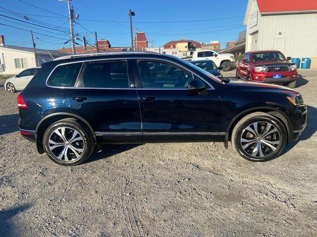 used 2017 Volkswagen Touareg car, priced at $18,798