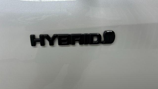 used 2021 Toyota Highlander Hybrid car, priced at $37,500