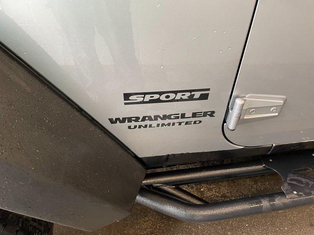 used 2015 Jeep Wrangler Unlimited car, priced at $20,912