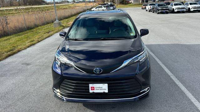 used 2023 Toyota Sienna car, priced at $43,887