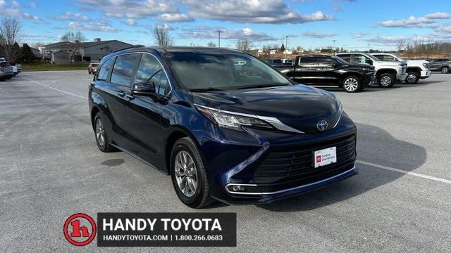 used 2023 Toyota Sienna car, priced at $43,887