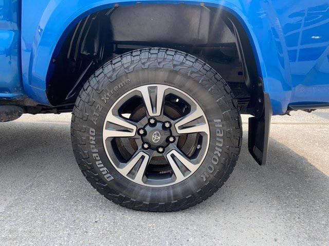 used 2016 Toyota Tacoma car, priced at $25,650