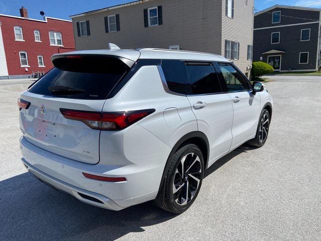 used 2022 Mitsubishi Outlander car, priced at $25,995