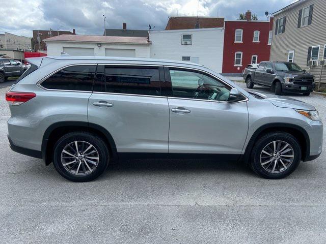 used 2019 Toyota Highlander car, priced at $21,282