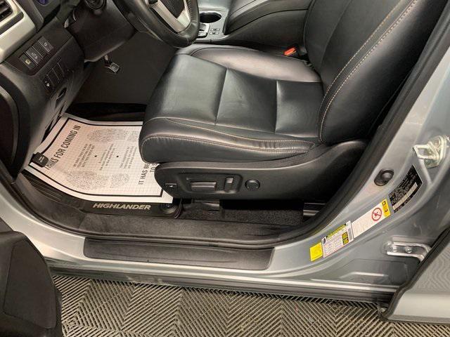 used 2019 Toyota Highlander car, priced at $26,700