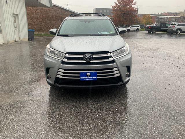used 2019 Toyota Highlander car, priced at $26,700