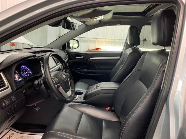 used 2019 Toyota Highlander car, priced at $26,700