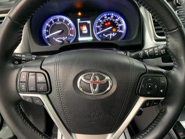 used 2019 Toyota Highlander car, priced at $26,700