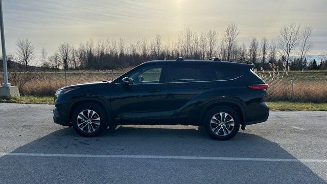 used 2023 Toyota Highlander Hybrid car, priced at $43,933