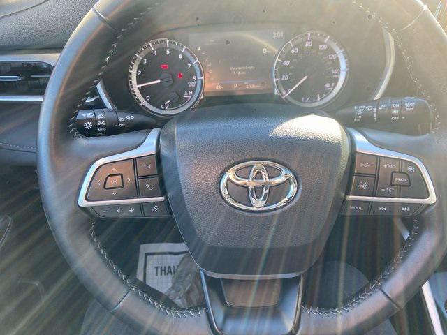 used 2024 Toyota Highlander car, priced at $43,500