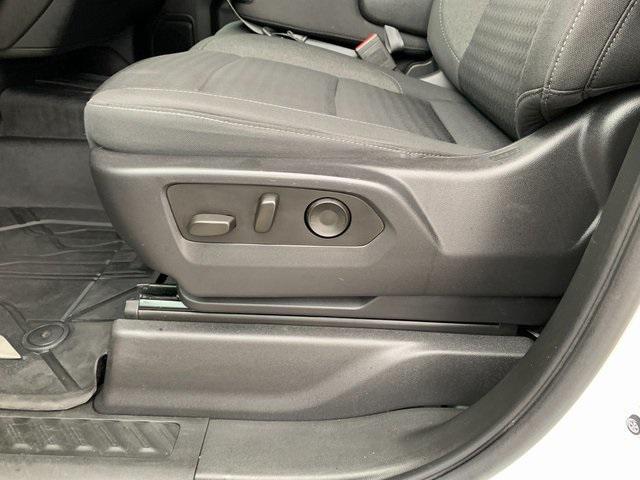 used 2022 Chevrolet Silverado 1500 car, priced at $32,995