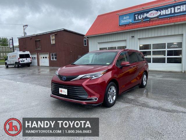 used 2022 Toyota Sienna car, priced at $51,700