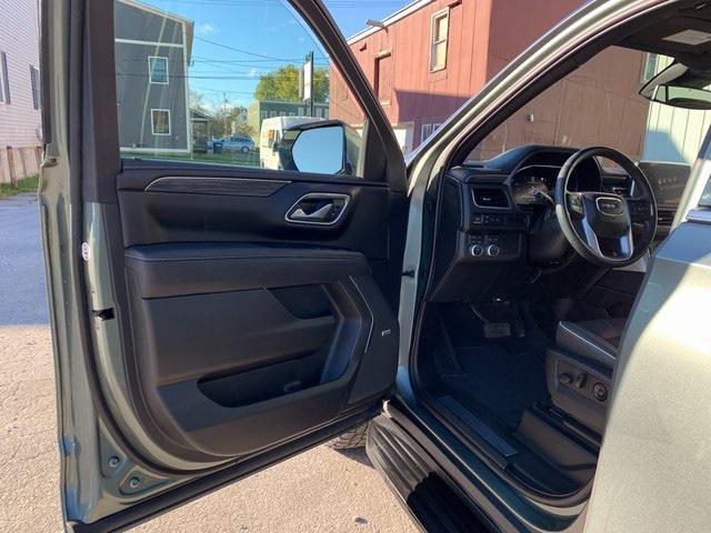 used 2023 GMC Yukon XL car, priced at $49,995