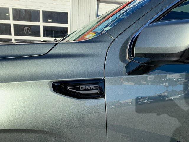 used 2023 GMC Yukon XL car, priced at $49,995
