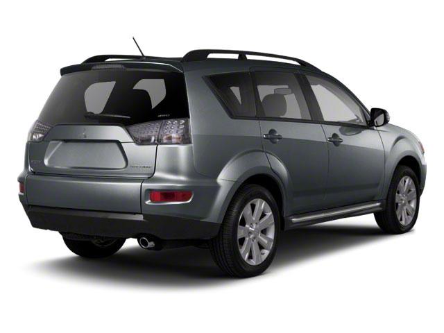 used 2010 Mitsubishi Outlander car, priced at $7,500