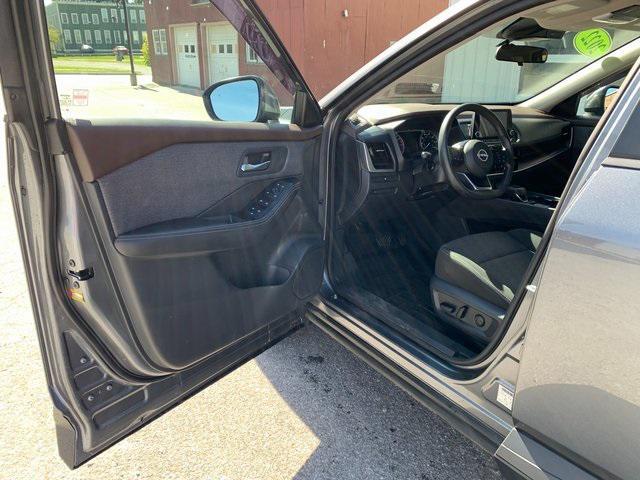 used 2022 Nissan Rogue car, priced at $22,300