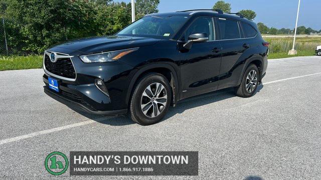 used 2023 Toyota Highlander Hybrid car, priced at $39,995