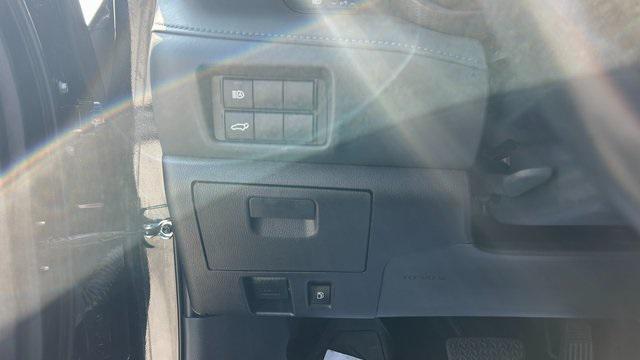 used 2023 Toyota Highlander Hybrid car, priced at $41,700