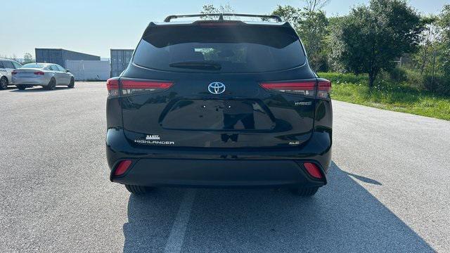 used 2023 Toyota Highlander Hybrid car, priced at $41,700