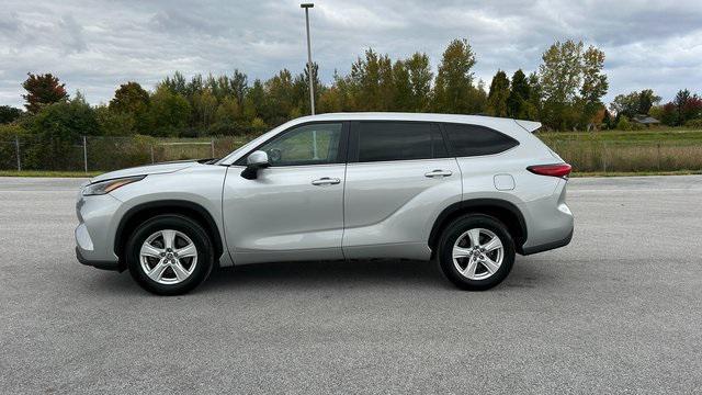 used 2023 Toyota Highlander car, priced at $33,000