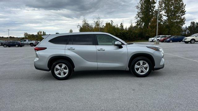 used 2023 Toyota Highlander car, priced at $33,000