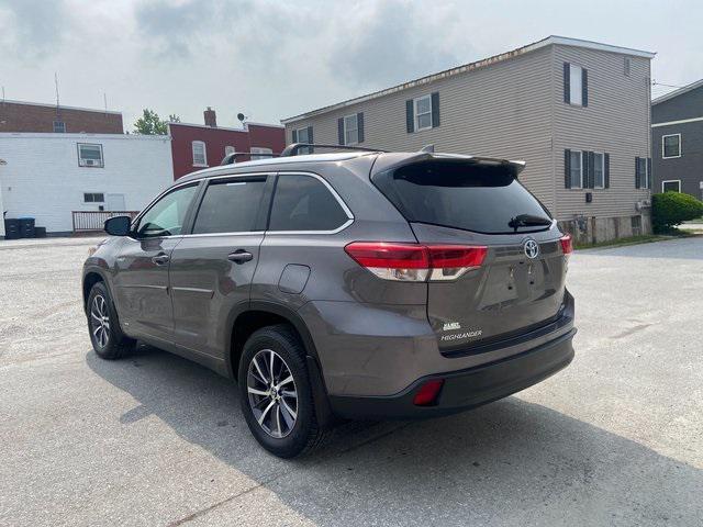 used 2018 Toyota Highlander Hybrid car, priced at $26,682