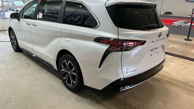 new 2025 Toyota Sienna car, priced at $60,620