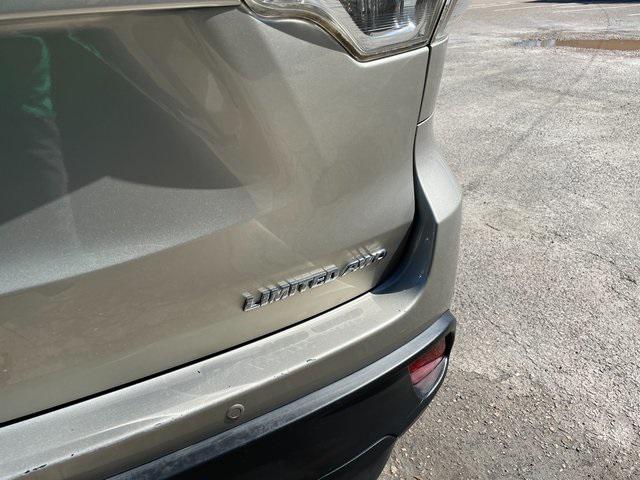 used 2014 Toyota Highlander car, priced at $18,400