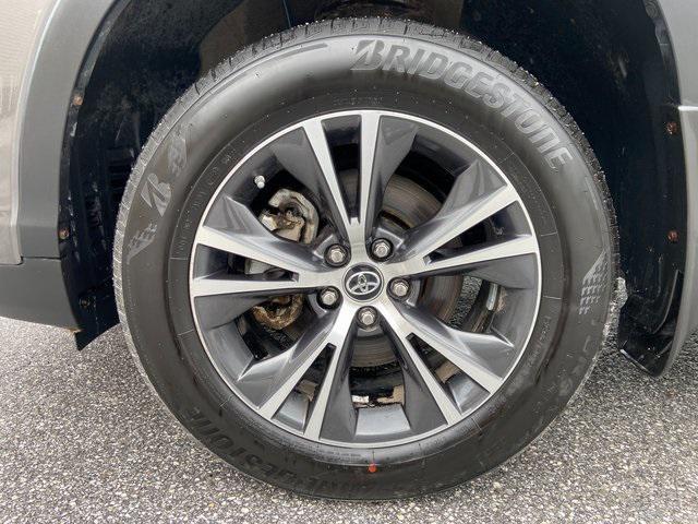 used 2018 Toyota Highlander car, priced at $21,300