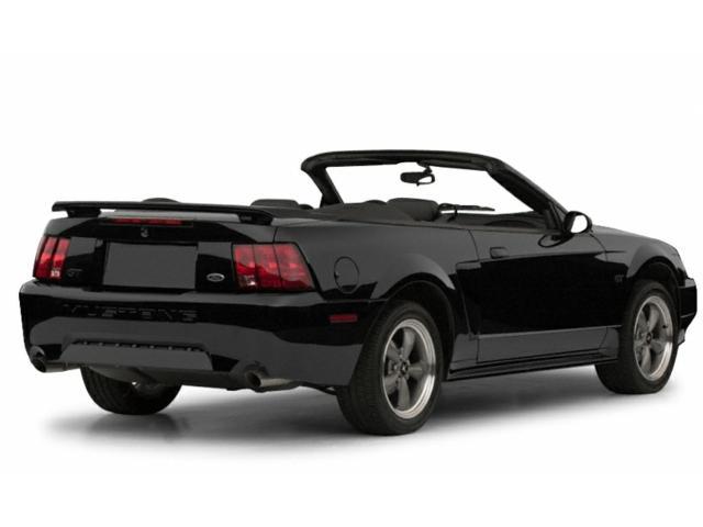 used 2001 Ford Mustang car