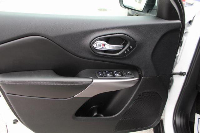 used 2019 Jeep Cherokee car, priced at $19,600